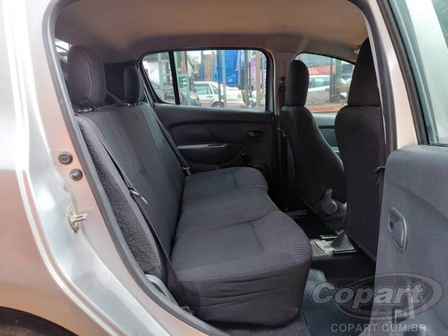 2015 RENAULT SANDERO 