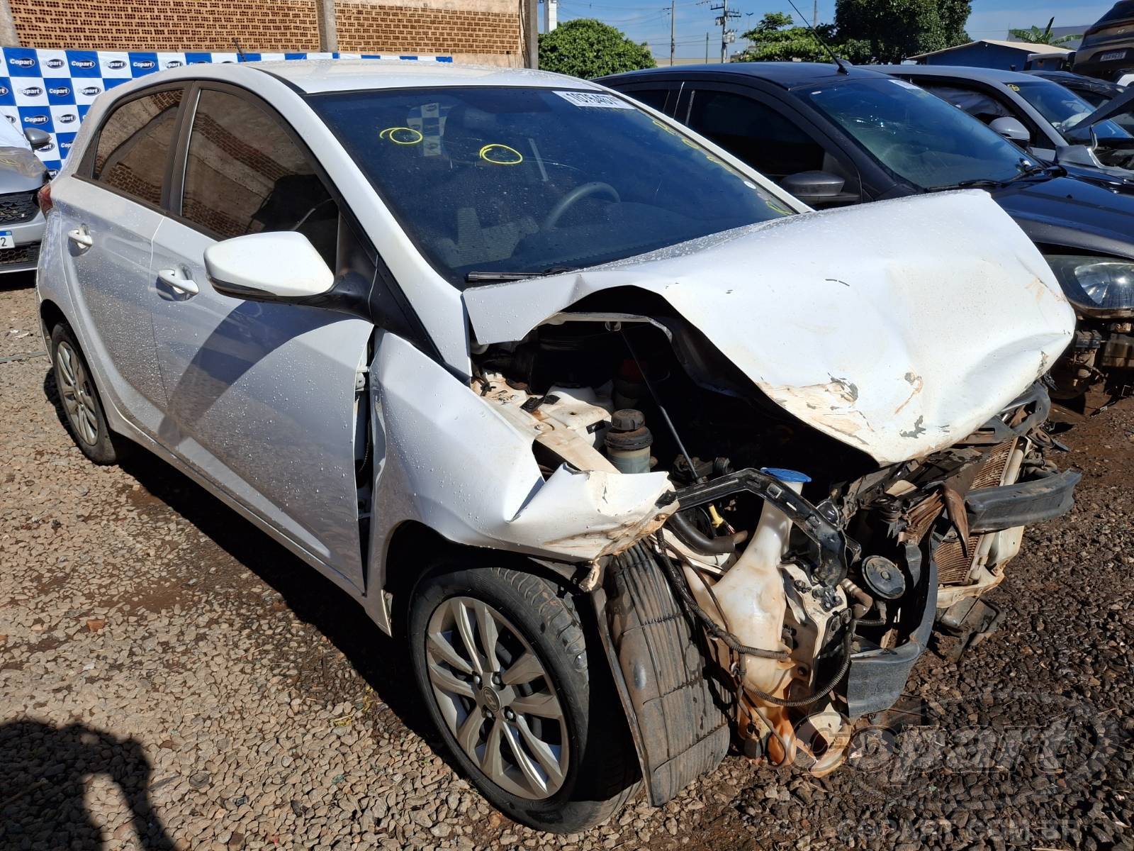 Veículo Hyundai HB20 Hyundai HB20 Comfort 1.0 12V CVVT 2017 Colisão Frontal 2017 em leilão