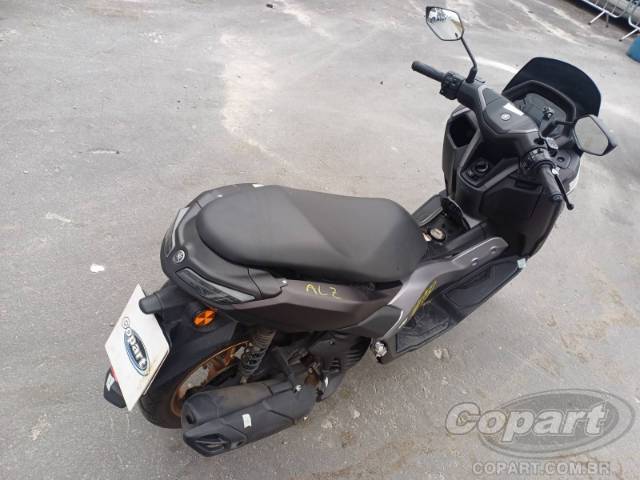 2025 YAMAHA NMAX 