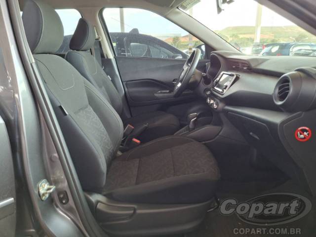 2025 NISSAN Kicks Play 