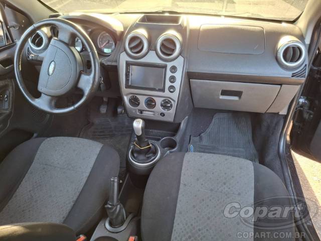 2011 FORD FIESTA 