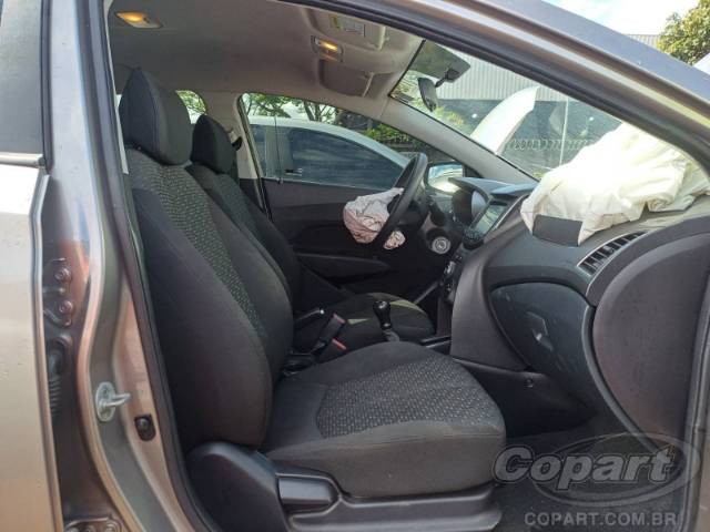 2017 HYUNDAI HB20 