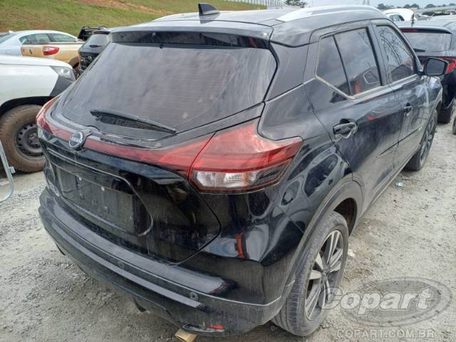 2024 NISSAN KICKS 