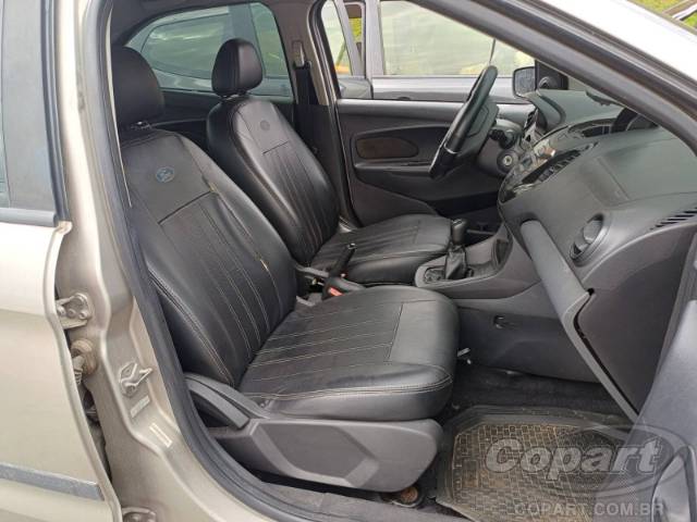 2015 FORD KA SEDAN 