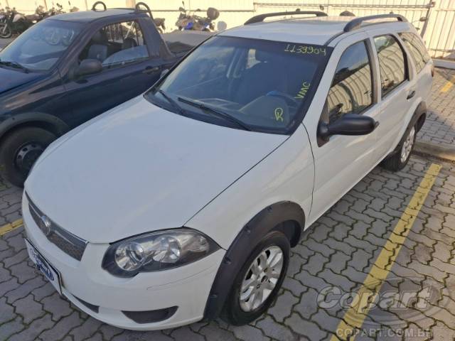 2013 FIAT PALIO WEEKEND 