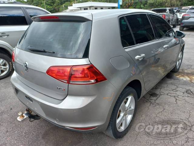 2016 VOLKSWAGEN GOLF 