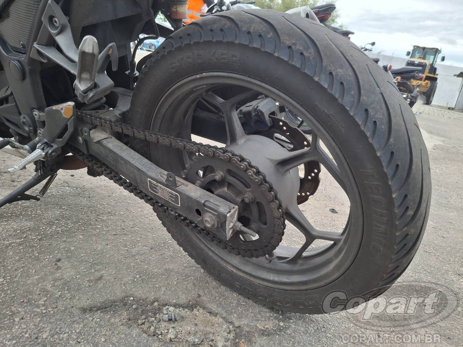 Foto 7 de 10: 2014 KAWASAKI NINJA 300