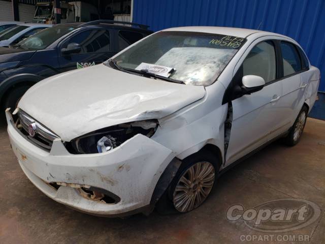 2015 FIAT GRAND SIENA 