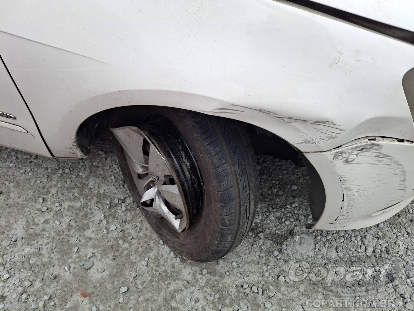 2013 VOLKSWAGEN VOYAGE — foto 14 de 15