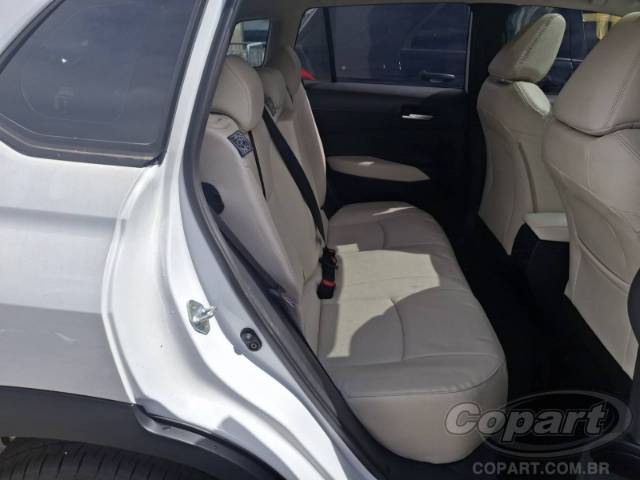 2026 TOYOTA COROLLA CROSS 