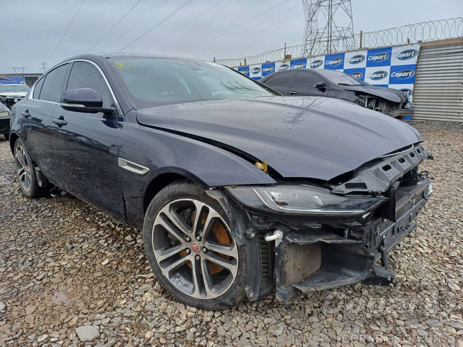 Veículo Jaguar XE 2020 JAGUAR XE P250 2.0 Ingenium Turbo Gasolina 2020 em leilão