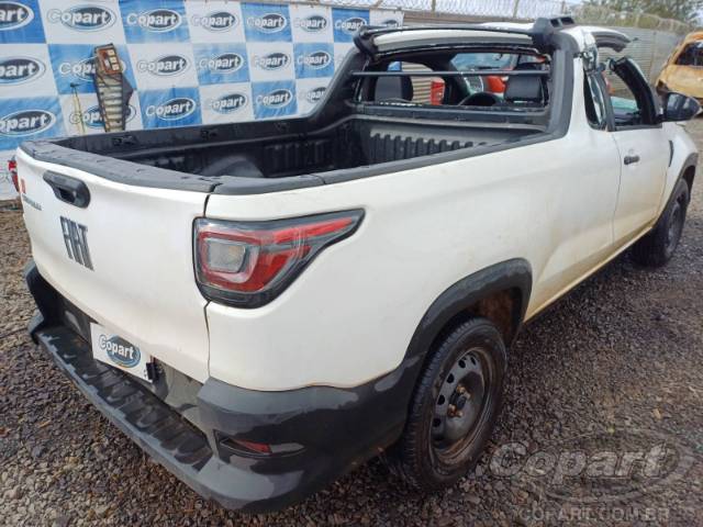 2024 FIAT STRADA 