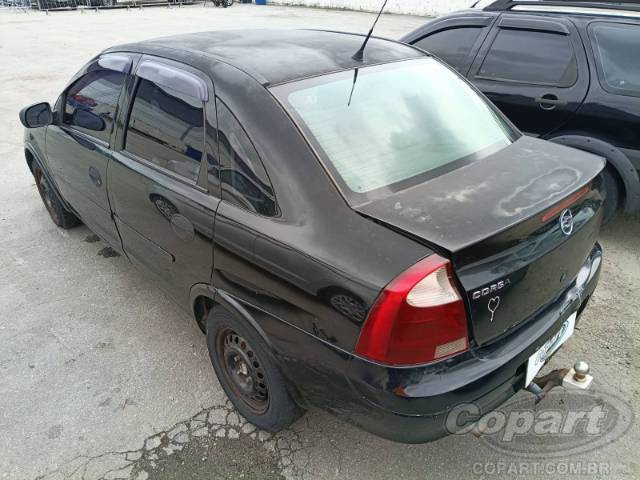2003 CHEVROLET CORSA SEDAN 