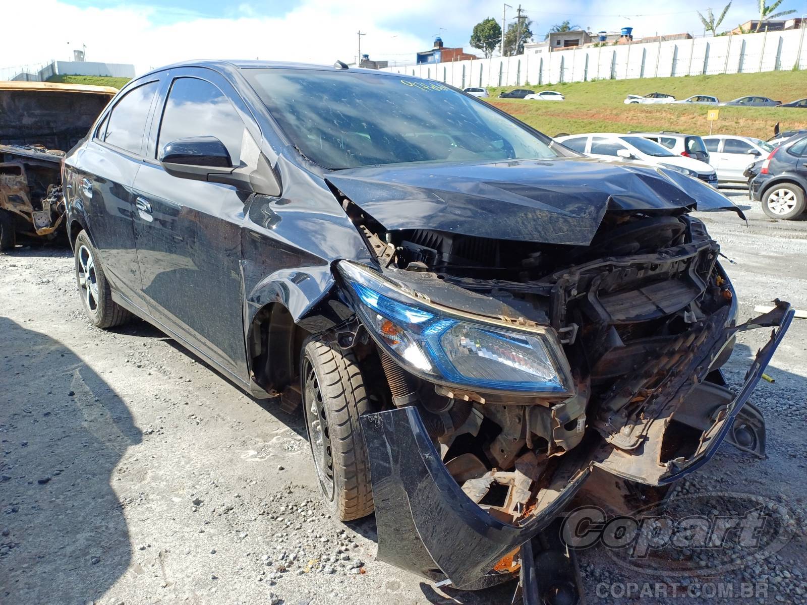 Chevrolet Prisma LT 1.4 SPE 2015 Colisão Média Monta