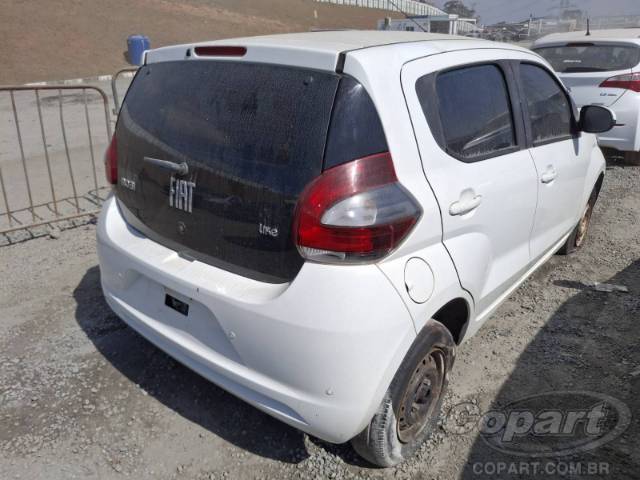 2017 FIAT MOBI 