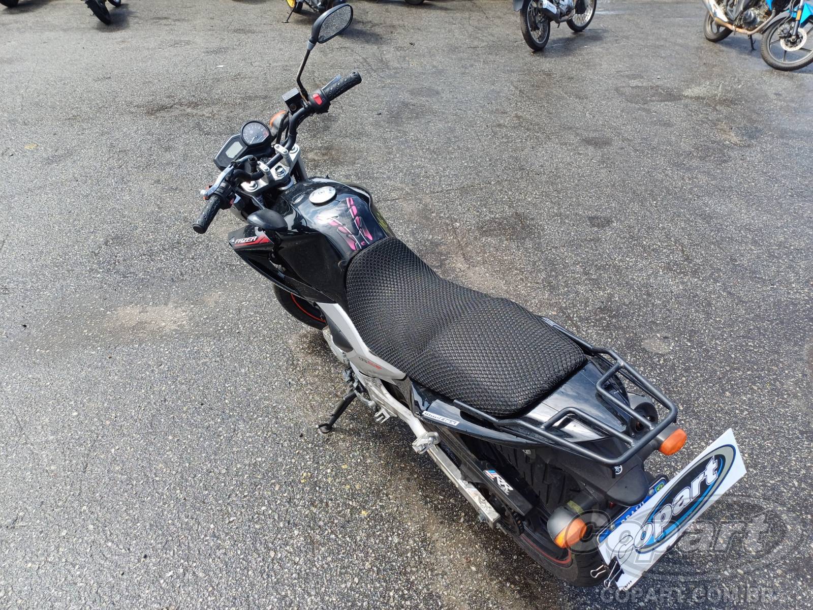 2013 YAMAHA FAZER — foto 3 de 10