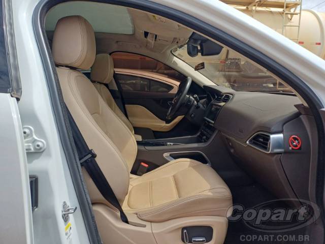 2019 JAGUAR F-PACE 