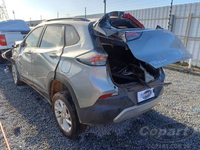2026 CHEVROLET TRACKER 
