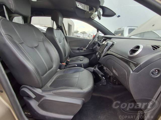 2022 RENAULT CAPTUR 