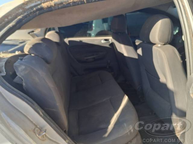 2012 VOLKSWAGEN VOYAGE 