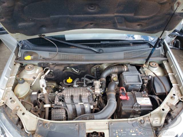 2024 RENAULT SANDERO 