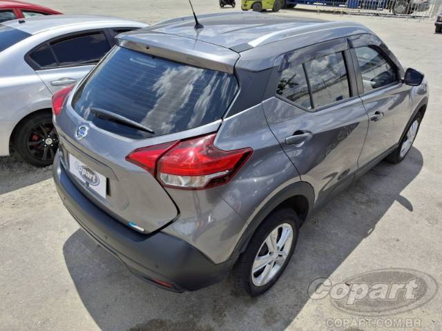 2018 NISSAN KICKS 