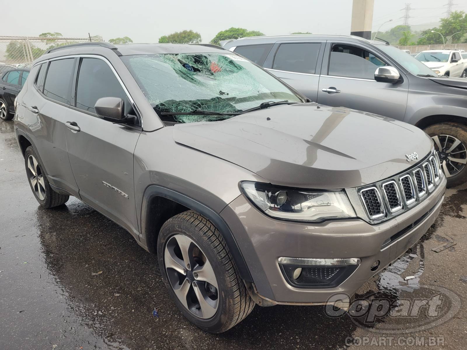 Veículo Jeep Compass Jeep Compass Longitude 2.0 16V Tigershark 2018 Colisão Média Monta 2018 em leilão