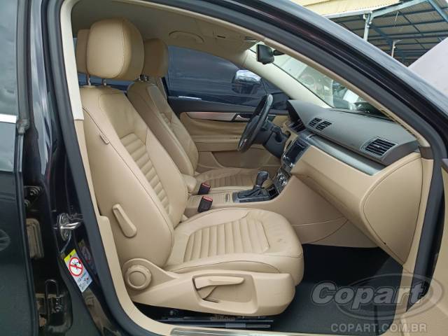 2013 VOLKSWAGEN PASSAT 