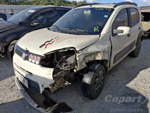2015 FIAT UNO 