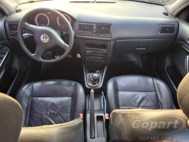 2005 VOLKSWAGEN GOLF 