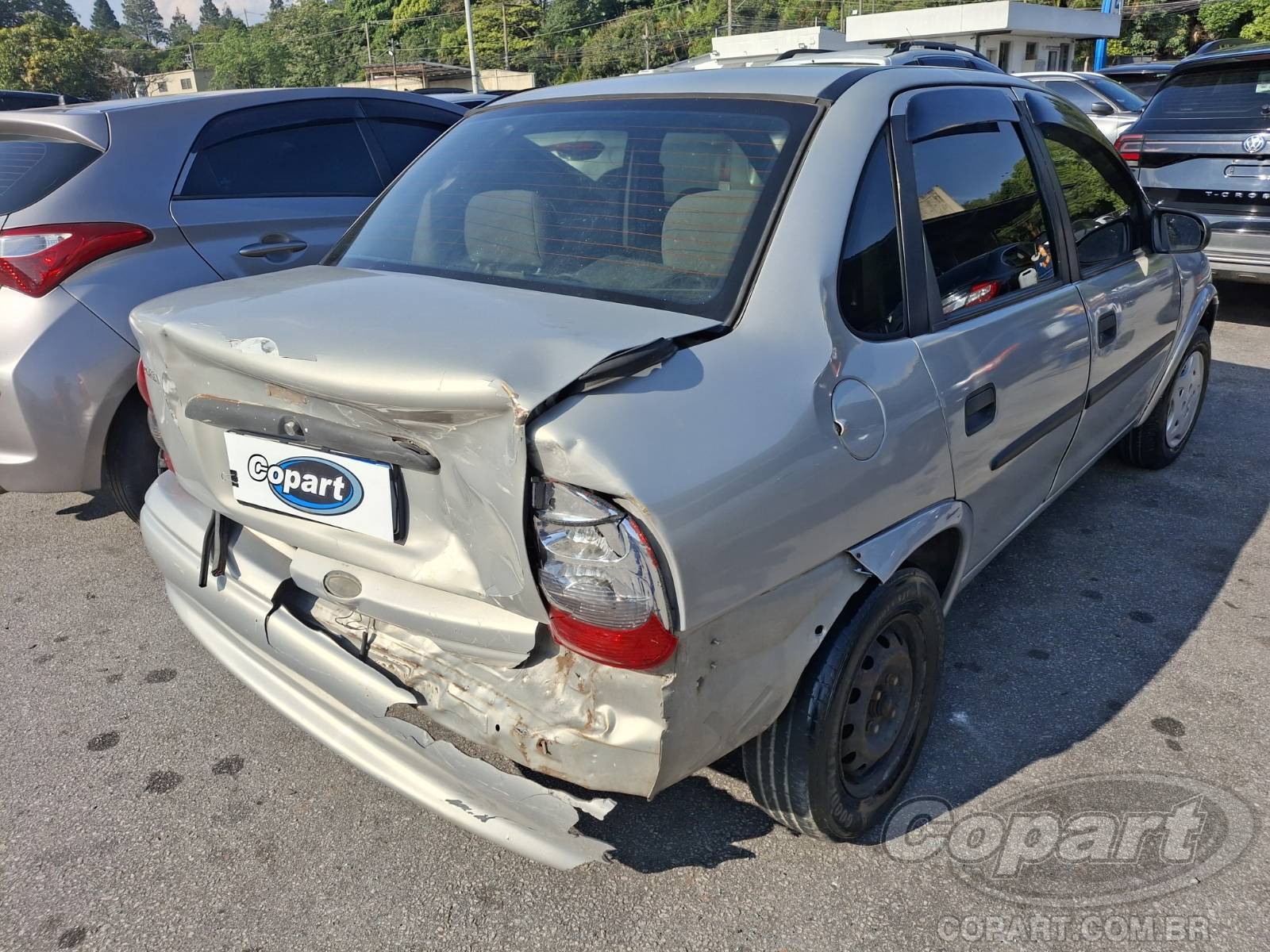 2004 CHEVROLET CORSA SEDAN — foto 4 de 10