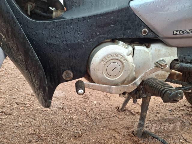 2003 HONDA C 100 