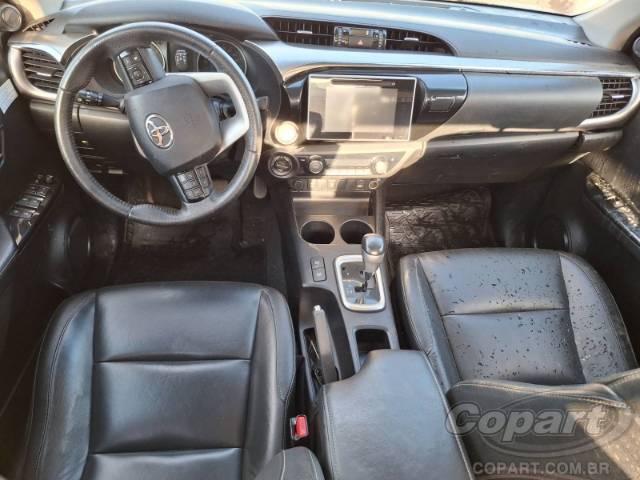 2017 TOYOTA HILUX CD 