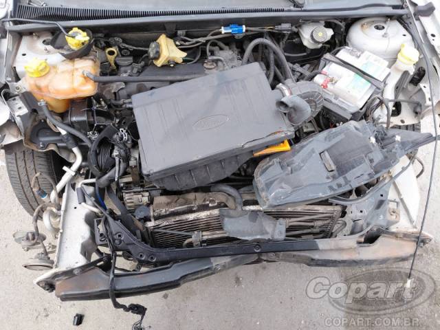 2013 FORD FIESTA 