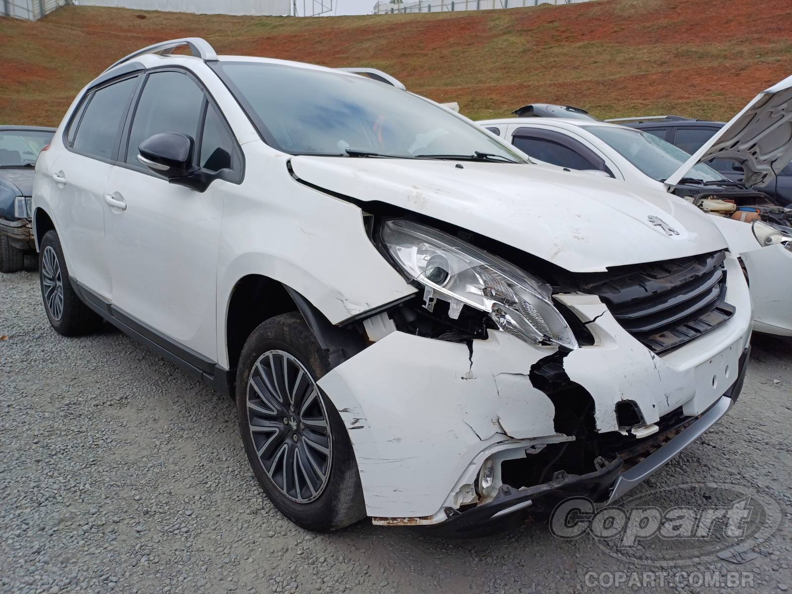 PEUGEOT 2008 Allure 1.6 16V VVT 2018