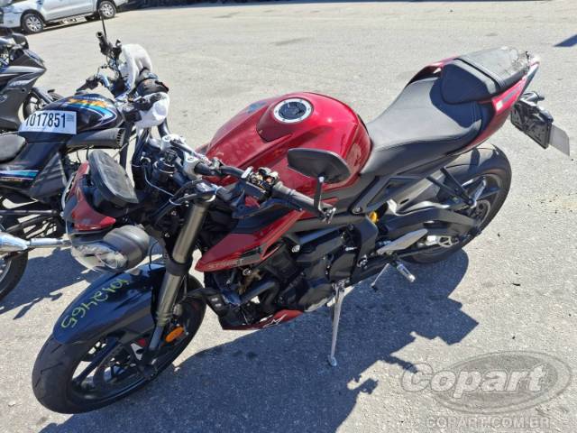 2024 TRIUMPH STREET TRIPLE 