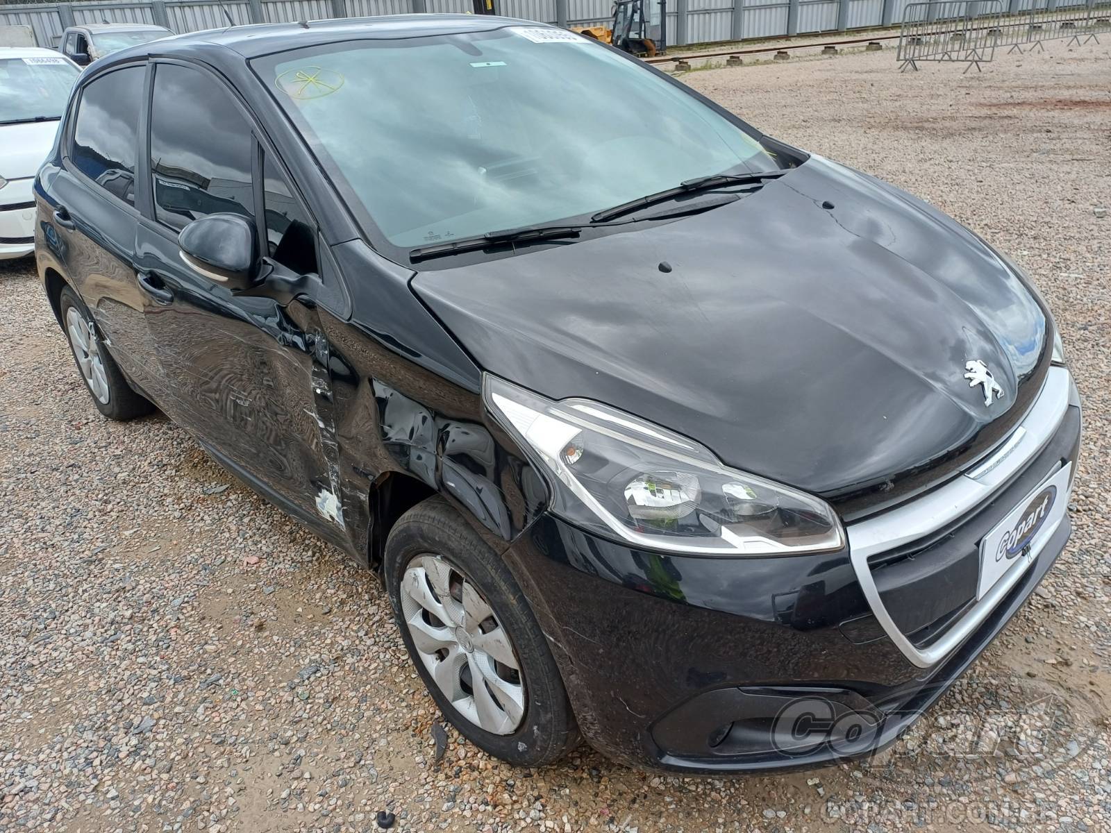 Veículo Peugeot 208 Peugeot 208 Active 1.2 12V VTi PureTech 2018 2018 em leilão