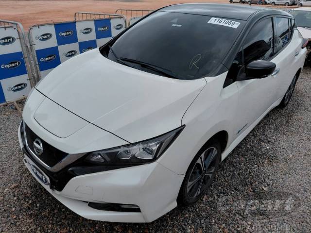 2022 NISSAN LEAF 
