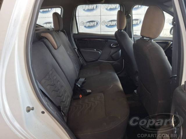 2016 RENAULT DUSTER 