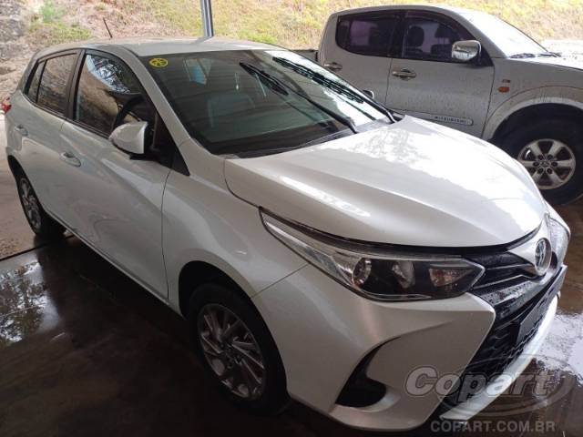 2023 TOYOTA YARIS 