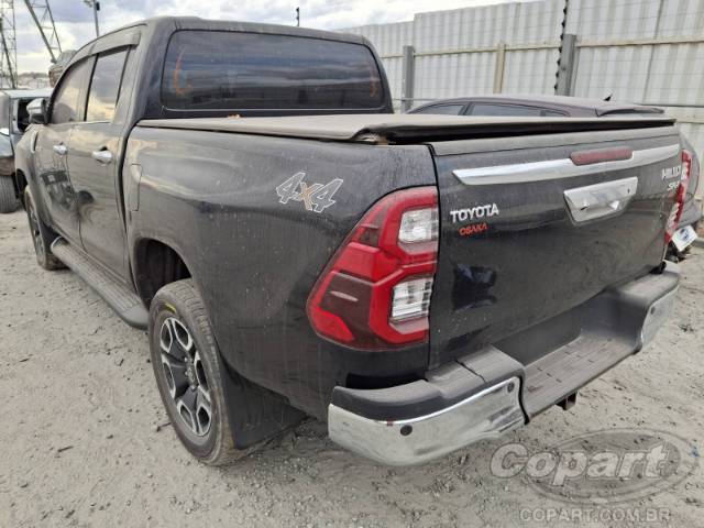 2021 TOYOTA HILUX CD 