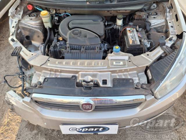 2015 FIAT GRAND SIENA 