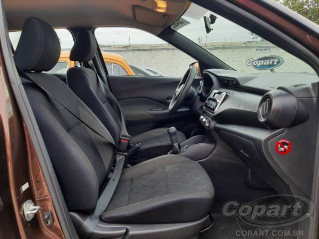 2019 NISSAN KICKS 