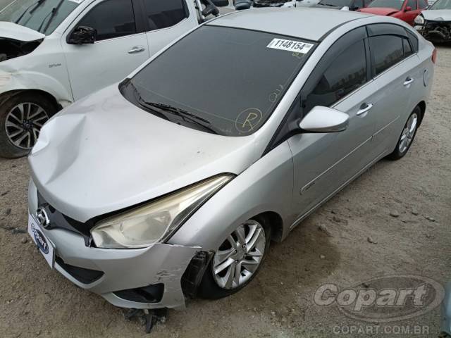 2014 HYUNDAI HB20S 