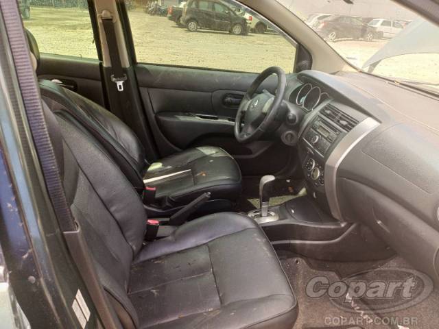 2014 NISSAN LIVINA 