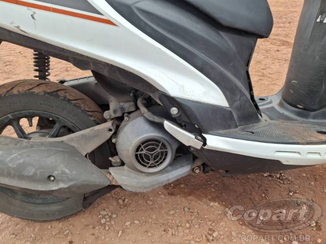 2023 YAMAHA FLUO 