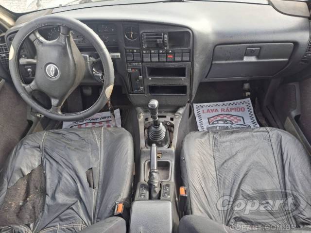 1995 CHEVROLET OMEGA 