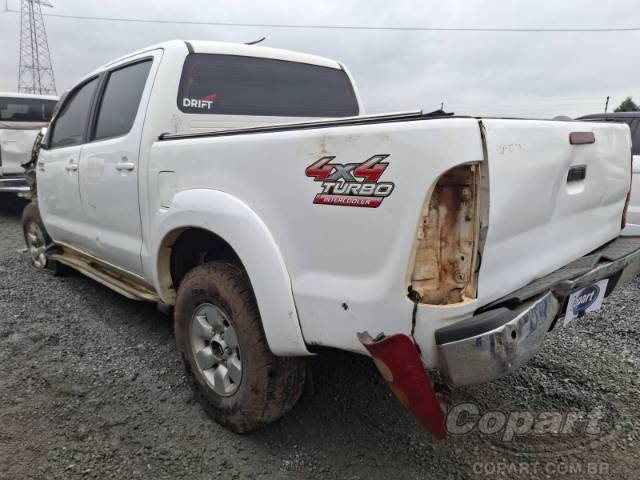 2013 TOYOTA HILUX CD 