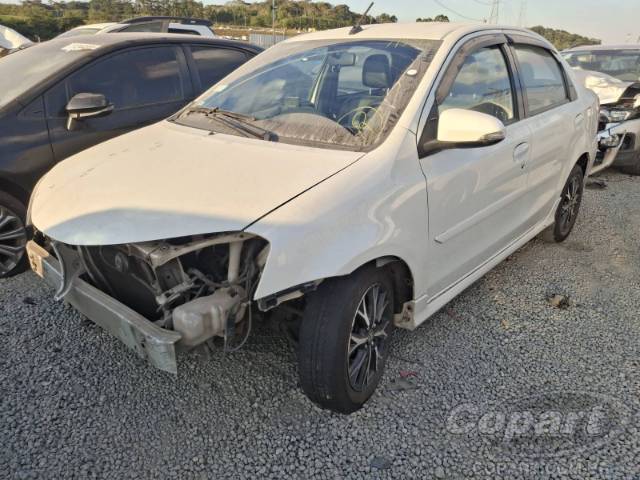 2017 TOYOTA ETIOS SEDA 