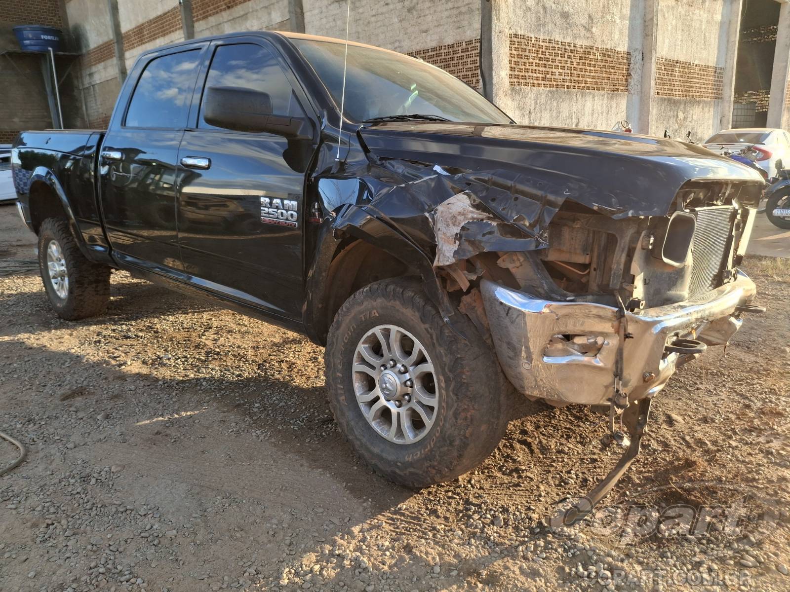 Veículo FIAT 2500 RAM 2500 Crew Cab Laramie 6.7 I6 Turbo 2018 2018 em leilão
